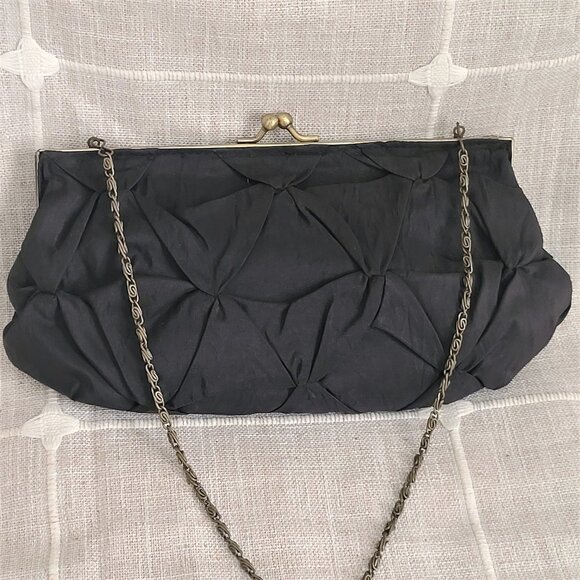 Vintage Inspired Pinch Pleat Black Evening Bag - Picture 4 of 6